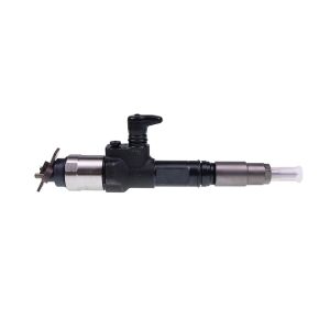 Fuel Injector 7024332 For Kubota Engine V3800 from www.soonparts.com