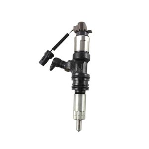 Fuel Injector ME302143 For Mitsubishi Engine 6M60 from www.soonparts.com 