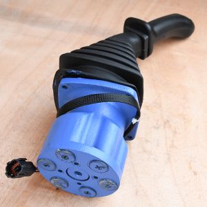 Buy Remote Control Valve (RH) 2420-9517 24209517 for Doosan Deawoo Excavator SOLAR 130LC-V SOLAR 130W-V(1) SOLAR 130W-V(2) SOLAR 150LC-V SOLAR 170LC-V form soonparts