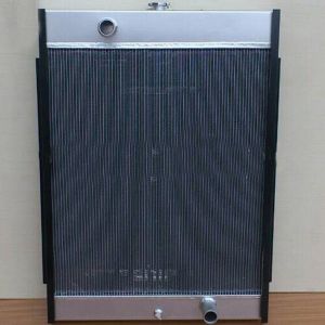 réservoir-d&#39;eau-radiateur-ass-y-pour-daewoo-excavator-dh220-7