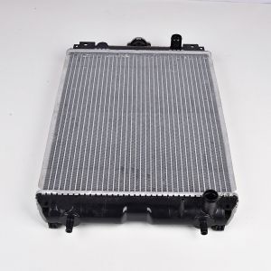Water Tank Radiator ASS'Y 4640694 for Hitachi Excavator ZX27U-2 ZX30U-2 ZX30UR-2 ZX30UR-3 ZX35U-2 ZX40UR-2 ZX40UR-3 ZX40UR-3D ZX40WM-3D